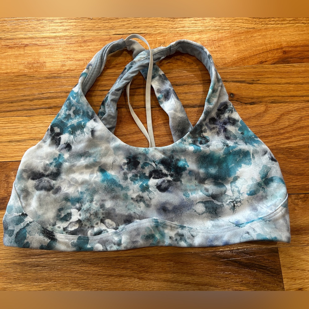 lululemon sports bra size 4